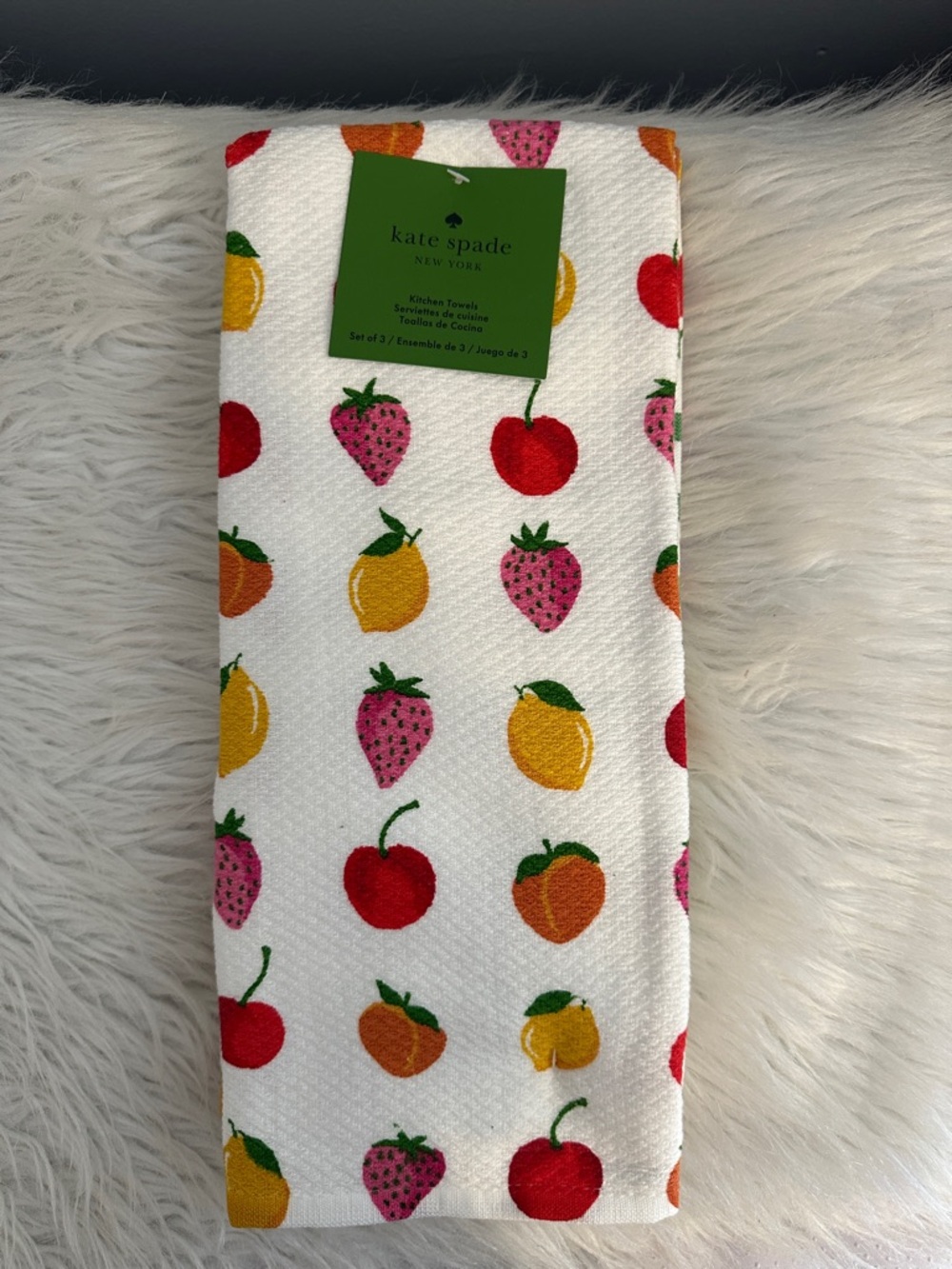 Nwt Kate spde fruit kitchen towels set